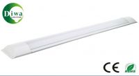 High performance-cost LED linear lamp fixture