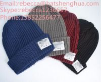 wholesale customer knitted beanie  with woven label