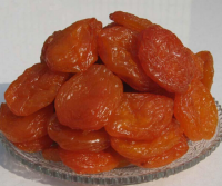 Sun dried apricot