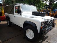 LAND ROVER DEFENDER 110