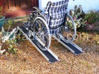 https://ar.tradekey.com/product_view/Aluminium-Telescopic-Wheelchair-Ramp-8360426.html