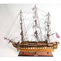 CONSTITUTION COPPER BOTTOM E.E MODEL SHIP