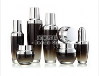 Gradient black glass jars & bottles for skincare products