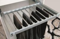 Pull-out pants rack