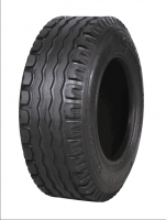 Implement trailer tubeless tires