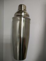24oz acstainless steel cocktail shaker with built-in strainer in gift packing for supermarket