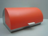 Stainless steel bread box with plastic lid
