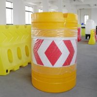 Plastic Protection Roadway Barriers / Safety Rolling Barrier / Pe Traffic Facility / Rotomolding