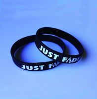 High Quality Customized Screen Print Rubber Wristband for Man and Woman YS001