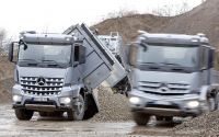Mercedes Benz V3 8x4 Heavy Duty Dump Trucks 