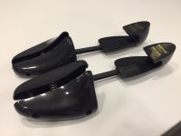 Shoe Trees (wooden And Plastic)