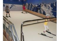 Indoor snowboard and ski simulator infinite ski slope revolving track PROLESKI Skiing and snowboarding winter sports training