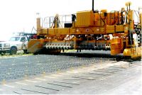 CONCRETE PAVING MACHINE