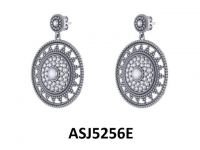 filigree earring 
