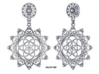 filigree earring 
