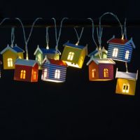 10 LED Wooden House Solar String Lights (RS1011)