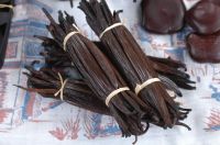 Madagascar Whole Vanilla Beans - Amadeus Vanilla Beans/VANILLA POWDER /VANILLA EXTRACT