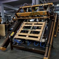 Automatic EU/Blocks  Wood Pallet Nailing Machine