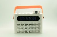 AM/FM clock radio with bluetooth