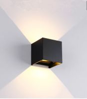 Square Aluminum IP65 Waterproof Outdoor LED Wall Light