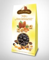 Chocolate coated almond dragees