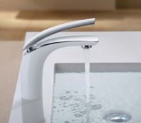 Single Hole Single Handle Cold And Hot Water Basin Faucet Brass