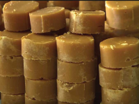 PALM SUGAR GEMS / NATUREÃ¢ï¿½ï¿½S SWEET TREASURE / ECONOMICAL & DELICIOUS / MADE IN VIETNAM