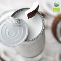 VEGAN-FRIENDLY CANNED COCONUT MILK / SMOOTH TEXTURE & CHEMICAL-FREE / BULK WITH COMPETITIVE RATES / MADE IN VIETNAM