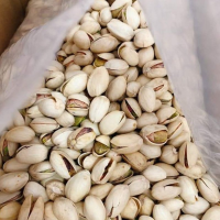 HIGH-QUALITY BROWN CHESTNUTS / PACKED WITH GOODNESS / MADE IN VIETNAM