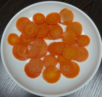 CANNED SLICED CARROTS / NATURALLY SWEET / FRESHLY HARVESTED & PRESERVED / MADE IN VIETNAM
