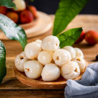 SWEET AND FRUITY RAMBUTAN WITH PINEAPPLE IN SYRUP / FAMILY RECIPE / AFFORDABLE VALUE / MADE IN VIETNAM