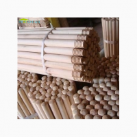 Natural Wood Broom Handle / Made in Vietnam / Sturdy & Smooth Finish