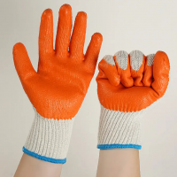 HEAVY-DUTY LATEX RUBBER GLOVES / WATERPROOF & STRONG GRIP / HOUSEHOLD & PROFESSIONAL USE / MADE IN VIETNAM