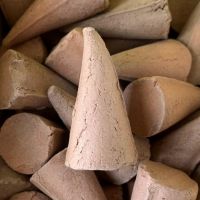 ORGANIC CINNAMON INCENSE CONES / SOOTHING & RELAXING / NO CHEMICAL ADDITIVES / CLEAN BURN