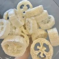PURE RAW LOOFAH SPONGE / GENTLE EXFOLIATION / CLEAN LABEL / PLANT-BASED