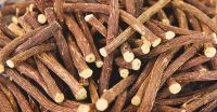 NATURAL LICORICE ROOT / PLANT-BASED BOTANICAL / CLEAN LABEL / HERBAL TRADITION