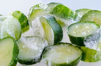 FROZEN CUCUMBER / HYDRATING CUCUMBER EXTRACT / SKIN SUPPORT / CLEAN LABEL / PLANT-BASED