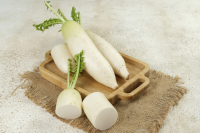 ORGANIC RADISH ROUNDS / SUPPORTS DIGESTION / NO PRESERVATIVES, NON-GMO / VIETNAM