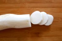SELECTED WHITE RADISH JULIENNE / LOW-CALORIE, HYDRATING / CRISP TEXTURE, CLEAN LABEL / VIETNAM