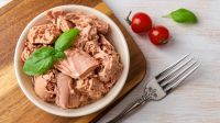 VIETSEA CANNED TUNA / RICH IN DHA, EPA / NATURAL FLAVOR, NO ADDITIVES / VIETNAM