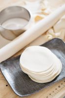CLEAN WRAPPED GYOZA CRUST / NON-GMO / THIN DOUGH SHEET / READY TO COOK