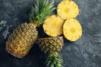 DRIED PINEAPPLE
