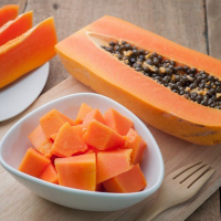VIETNAMESE FROZEN PAPAYA / PURE FRUIT INGREDIENT / NO PRESERVATIVES