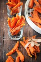 PREMIUM SWEET POTATO CHIPS / AIR-DRIED / CLEANLY PROCESSED