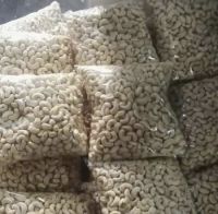 Premium-Grade and Dried Style Dried and Fresh Style and Blanched Processing Type Cashew /Cashew Nuts 