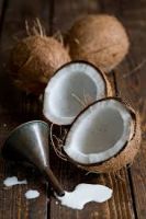 Fresh Class 1 Fresh Coconuts/ Coconut Shell /Fresh coconuts from South Africa