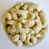 Cashew Nuts, Whole 500g (Healthy Supplies