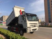 Sinotruck 6x4 371hp Howo Dump Truck 