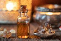 Frankincense-based cosmetics