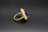 18k Elegant Blue Glass-stone Ring